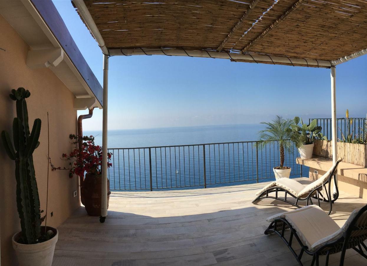 House In Grimaldi. Spectacular View Over The French Riviera! Grimaldi  Esterno foto